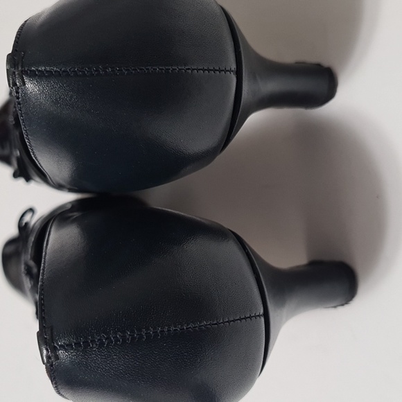 Naturalizer Leather Pumps Navy Blue Valarie Cap Toe 2.5” Heel Size 7.5W - Picture 13 of 14